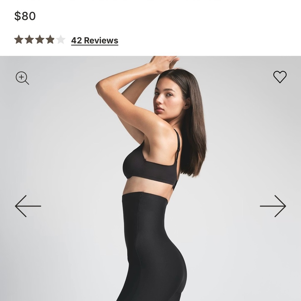SKIMS SHAPEWEAR SHORTS SMALL NWT